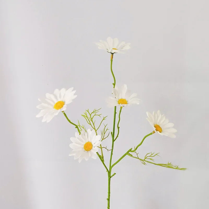 White Daisies Silk Artificial Flowers Bouquet for Weddings