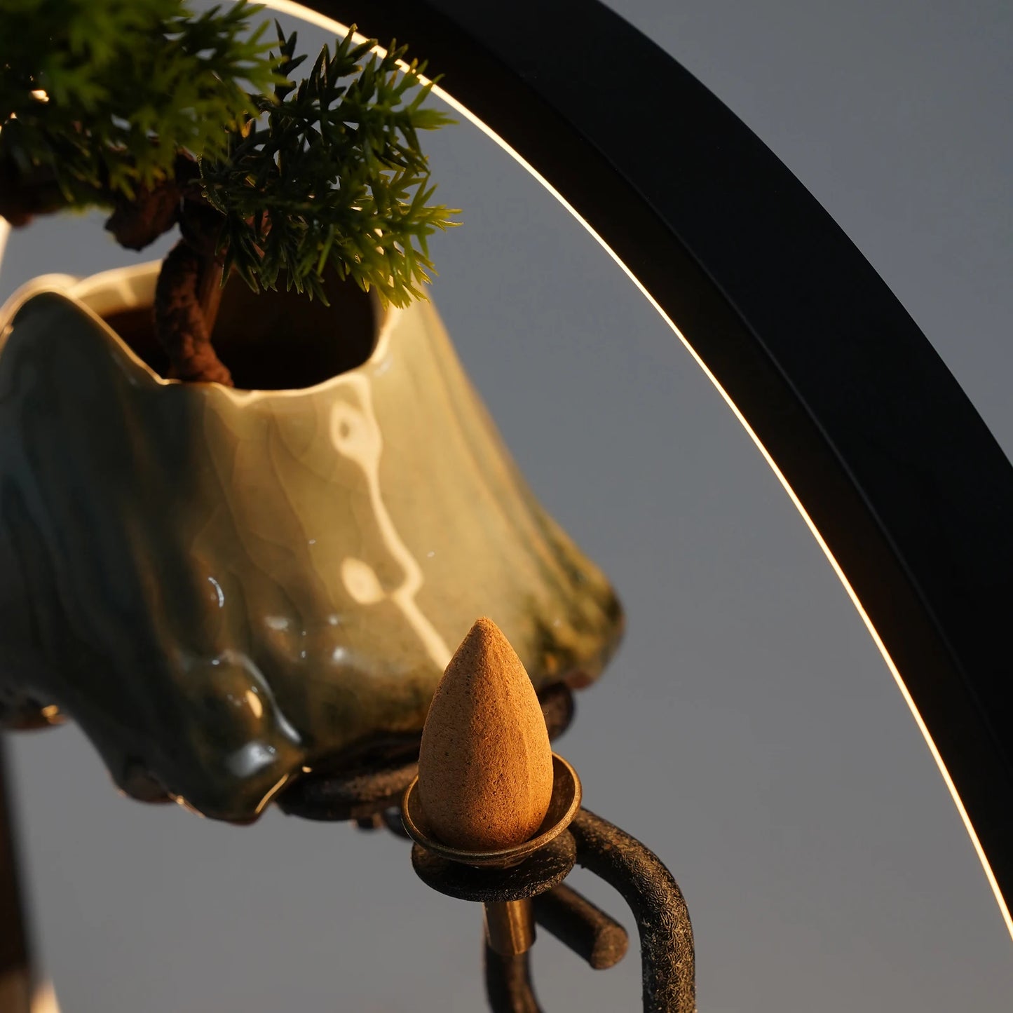 Hign-Concerned Ceramic Tabletop Fountain With LED Lights