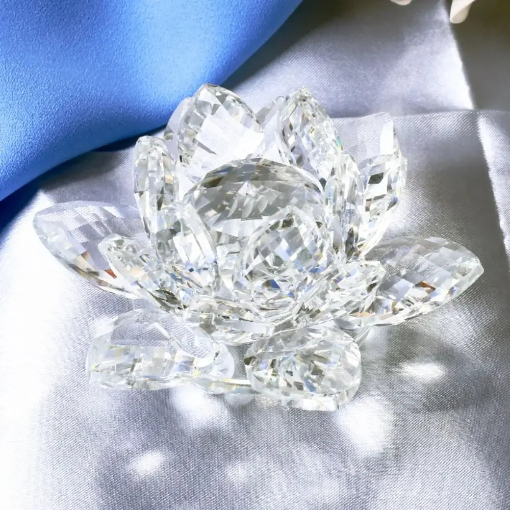 Crystal Lotus Flower Figurine For Home Decor And Gifts